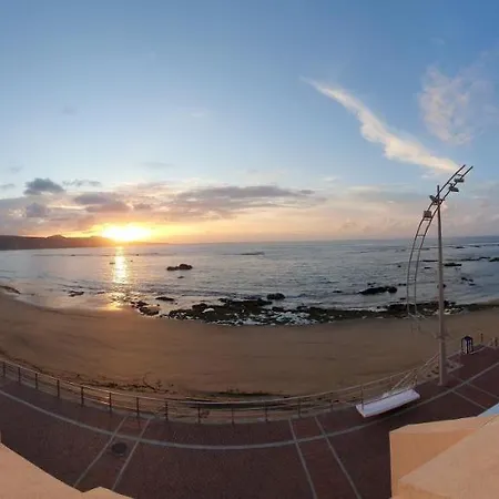 Pura Vida Canteras * Las Palmas